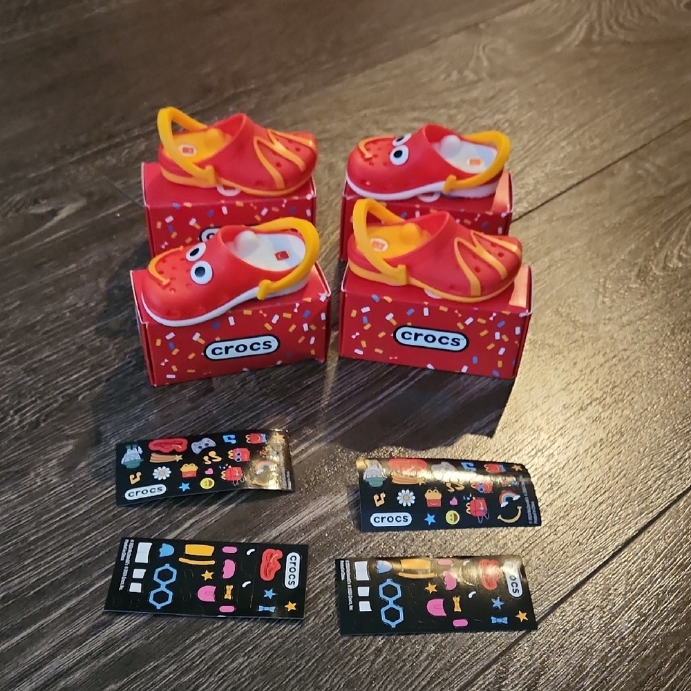 Mcdonald's CROCS Red and Yellow Kids Toy Shoes with Fun Stickers NEW Bag Clips